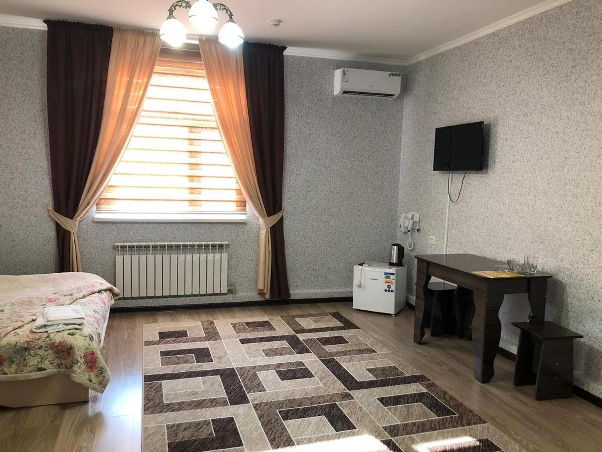 Hotel Keruen Taraz Exterior foto